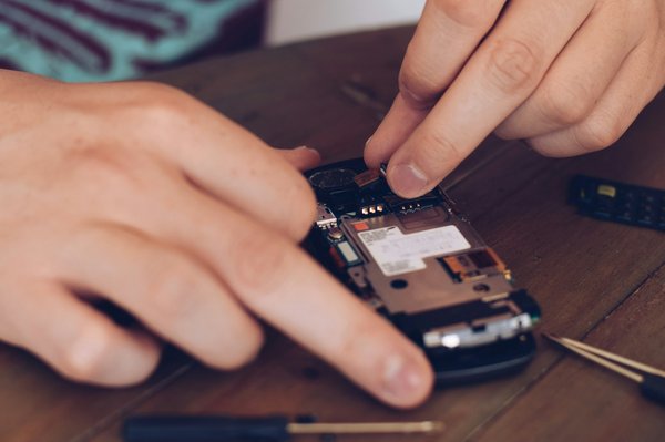 La réparation de téléphone, une solution durable et économique